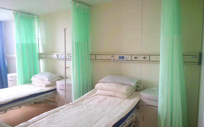 醫(yī)院專用門行業(yè)開拓新銷售渠道 智能手機成良友